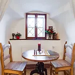 Krumlov Tower Gæstehus