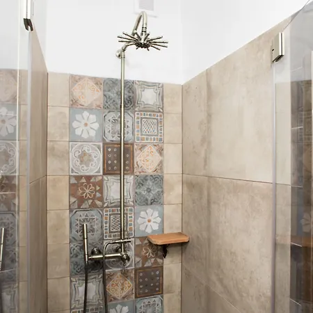 Krumlov Tower Guest house 3*