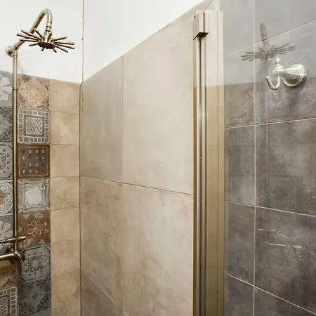 Vendégház Krumlov Tower 3*