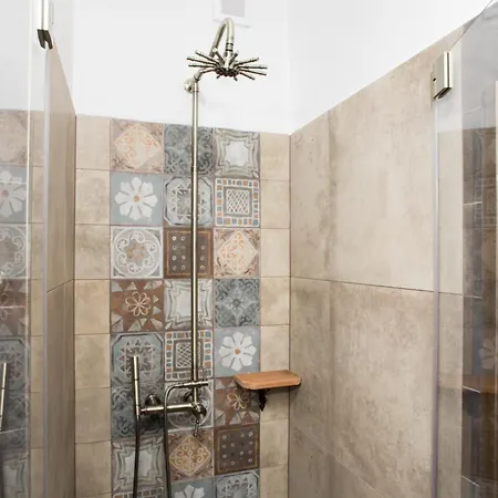 Guest house Krumlov Tower 3*