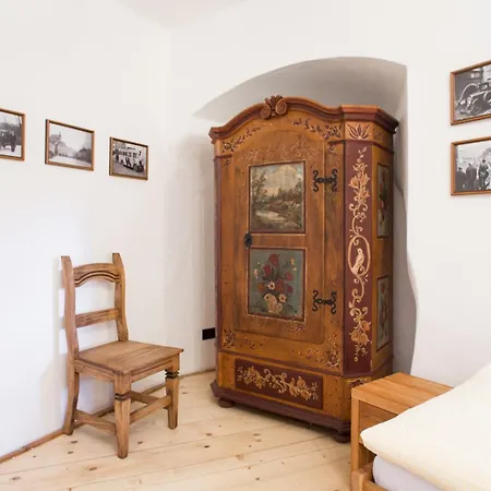 Krumlov Tower Guest house 3*